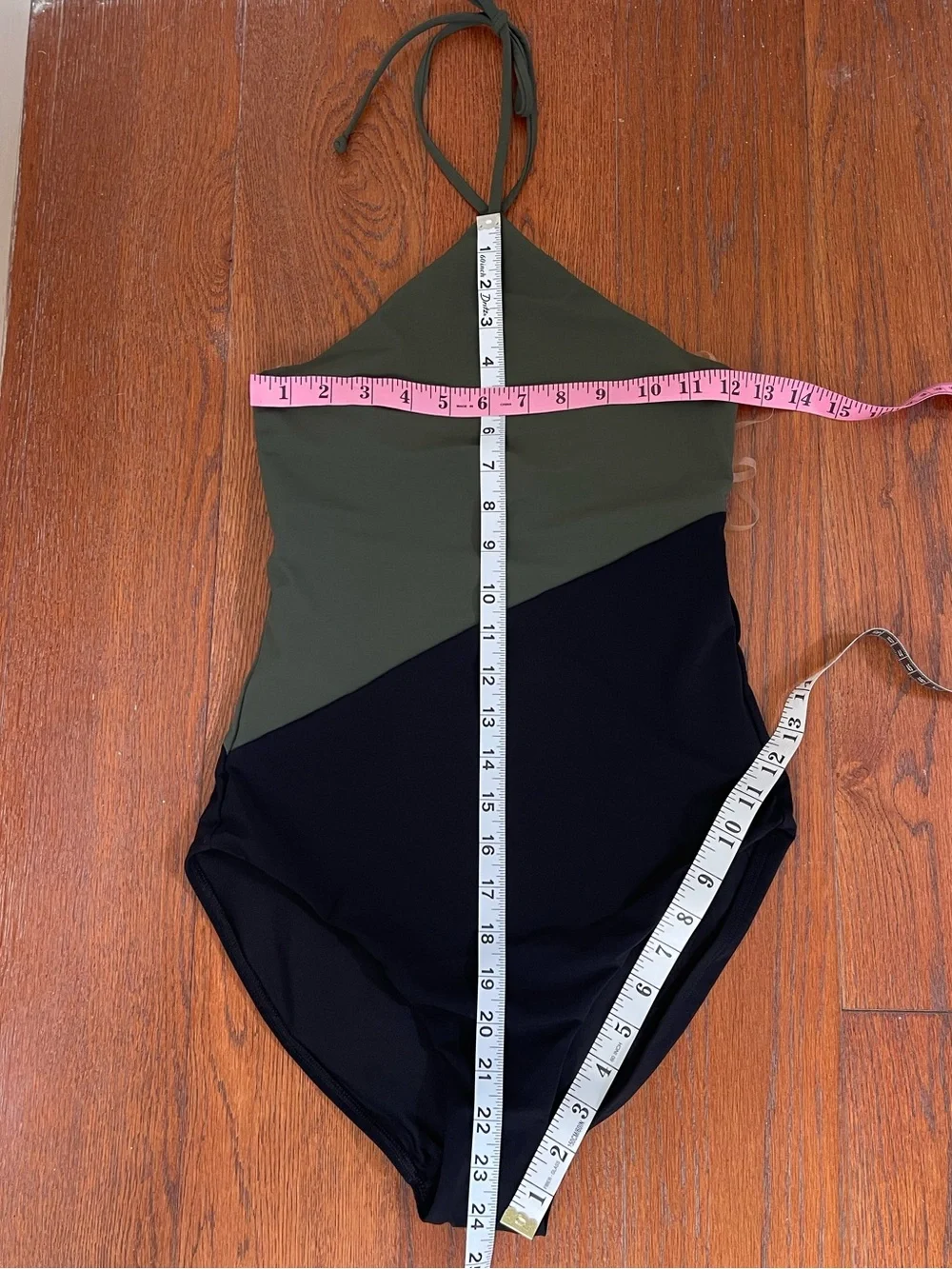 JETS Australia JETS Versa High Neck Halter One Piece Size 4 NEW